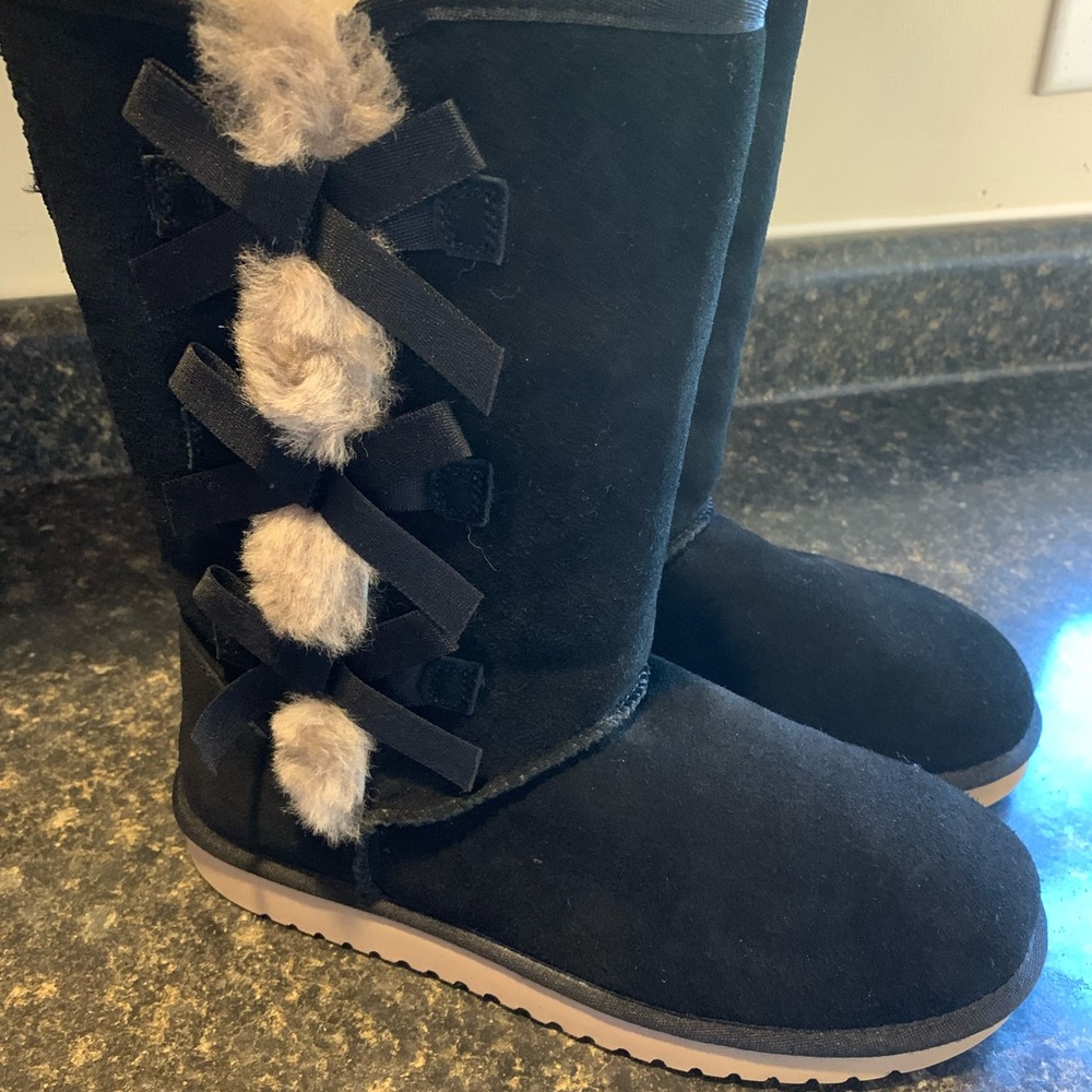 Victoria Tall Genuine Dyed Shearling Trim & Faux Fur Boot
KOOLABURRA BY UGG